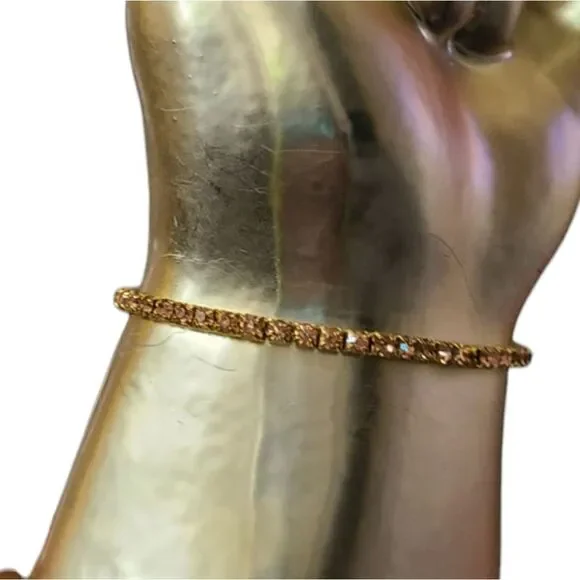 PARIS!‎ Tennis Bracelet Soft Blush and Goldtone Stretch 8" - Picture 7 of 8